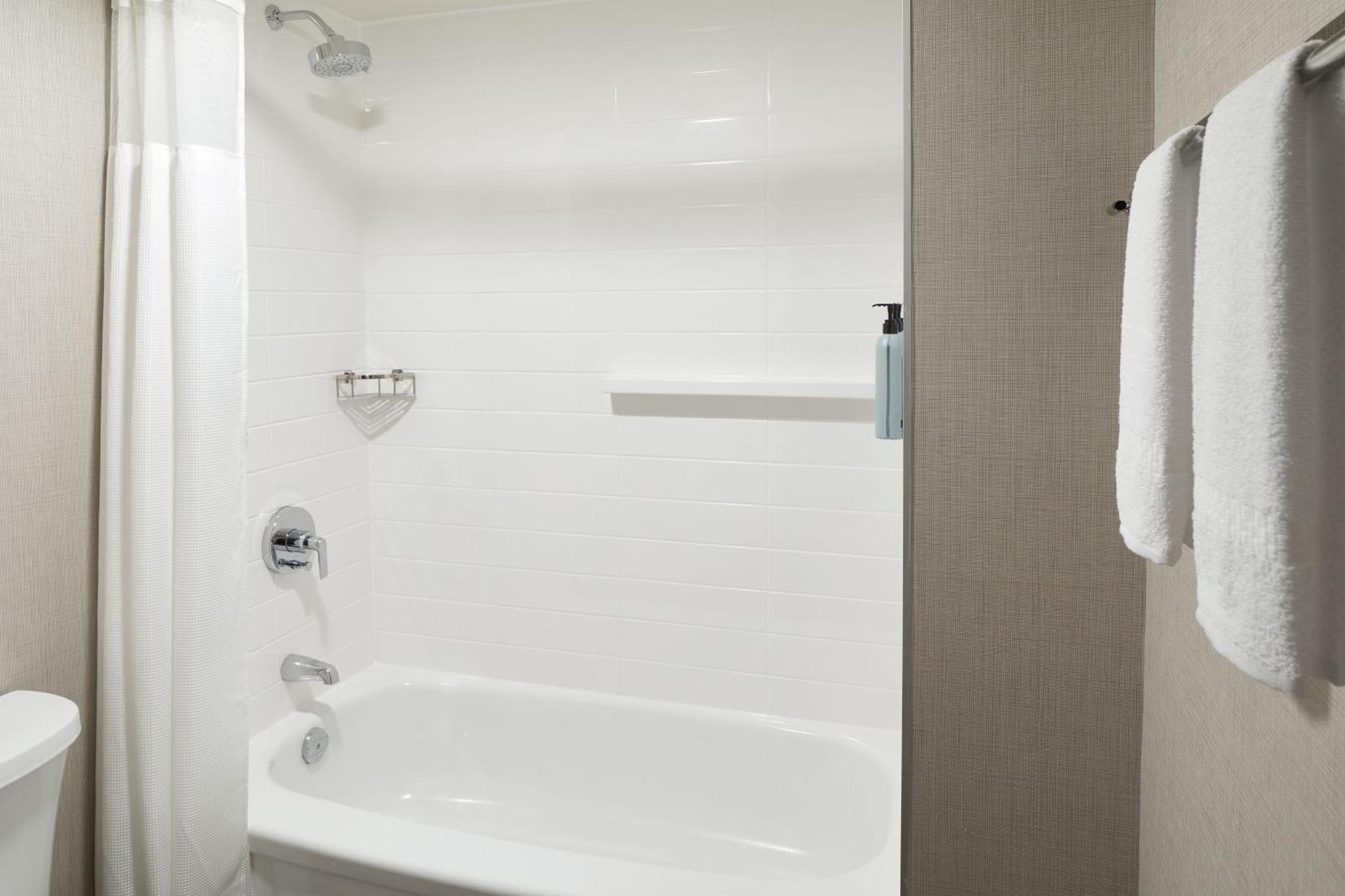 Residence Inn By Marriott Montreal Airport Dorval Kültér fotó