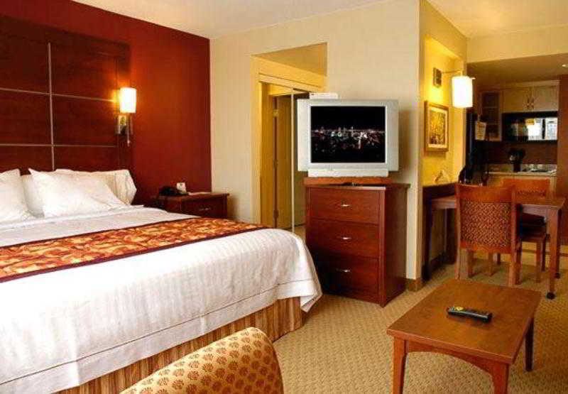 Residence Inn By Marriott Montreal Airport Dorval Kültér fotó